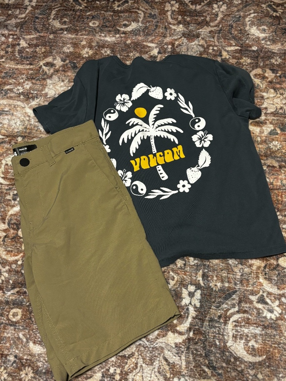 Boy outfit VOLCOM / HURLEY